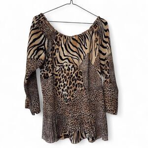 Essentials by Milano Size Large 2000s Off the Shoulder Blouse